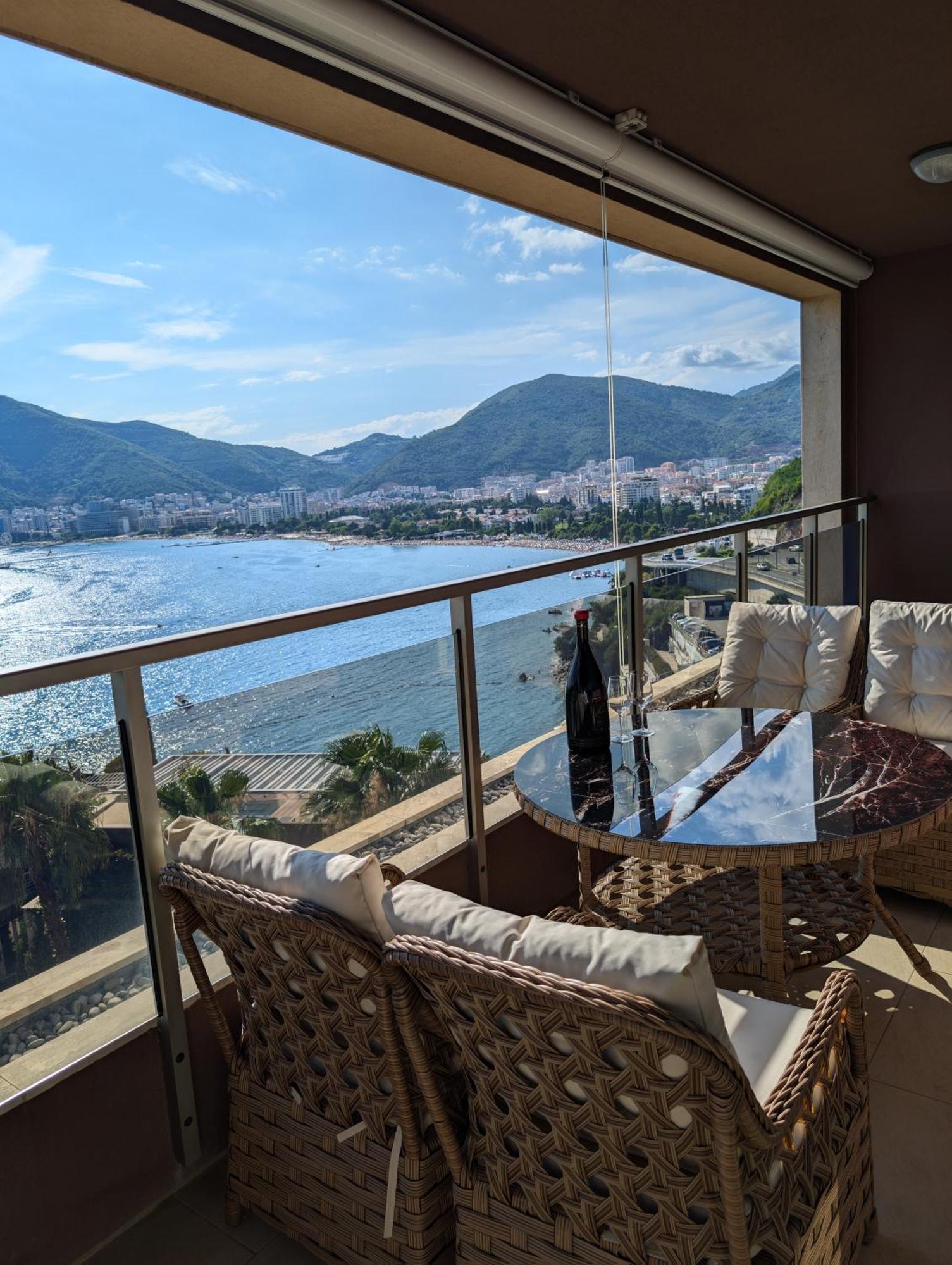 Lux Apartments Harmonia Budva Eksteriør bilde
