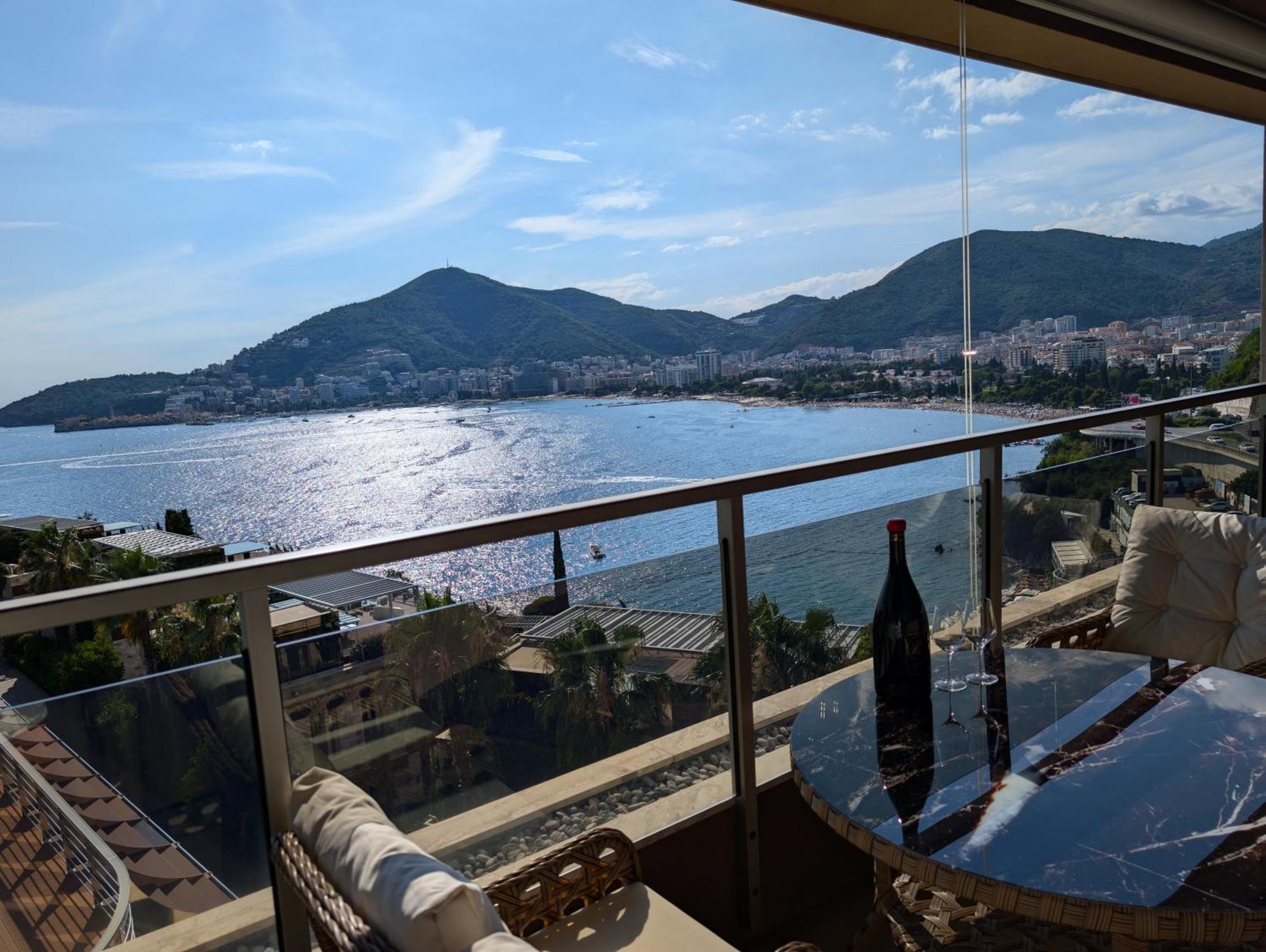 Lux Apartments Harmonia Budva Eksteriør bilde