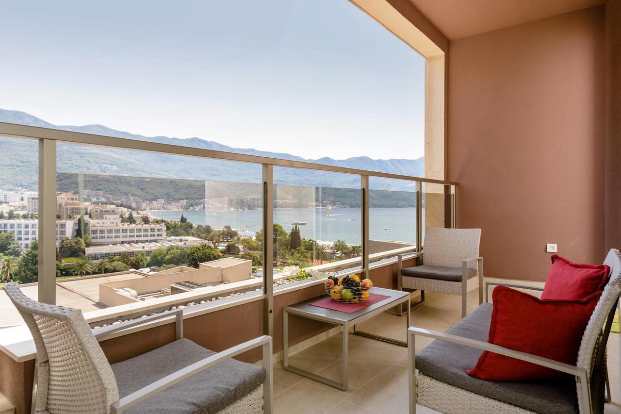 Lux Apartments Harmonia Budva Eksteriør bilde