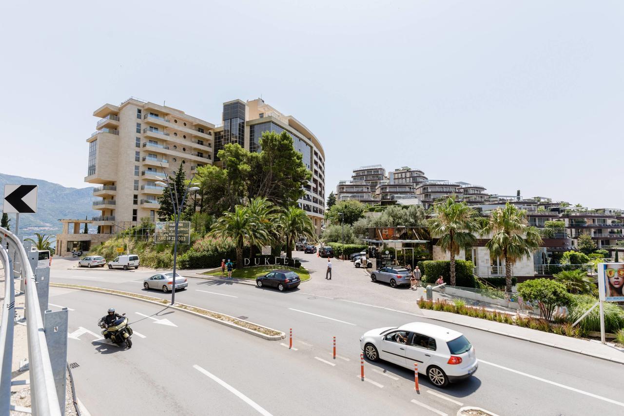Lux Apartments Harmonia Budva Eksteriør bilde